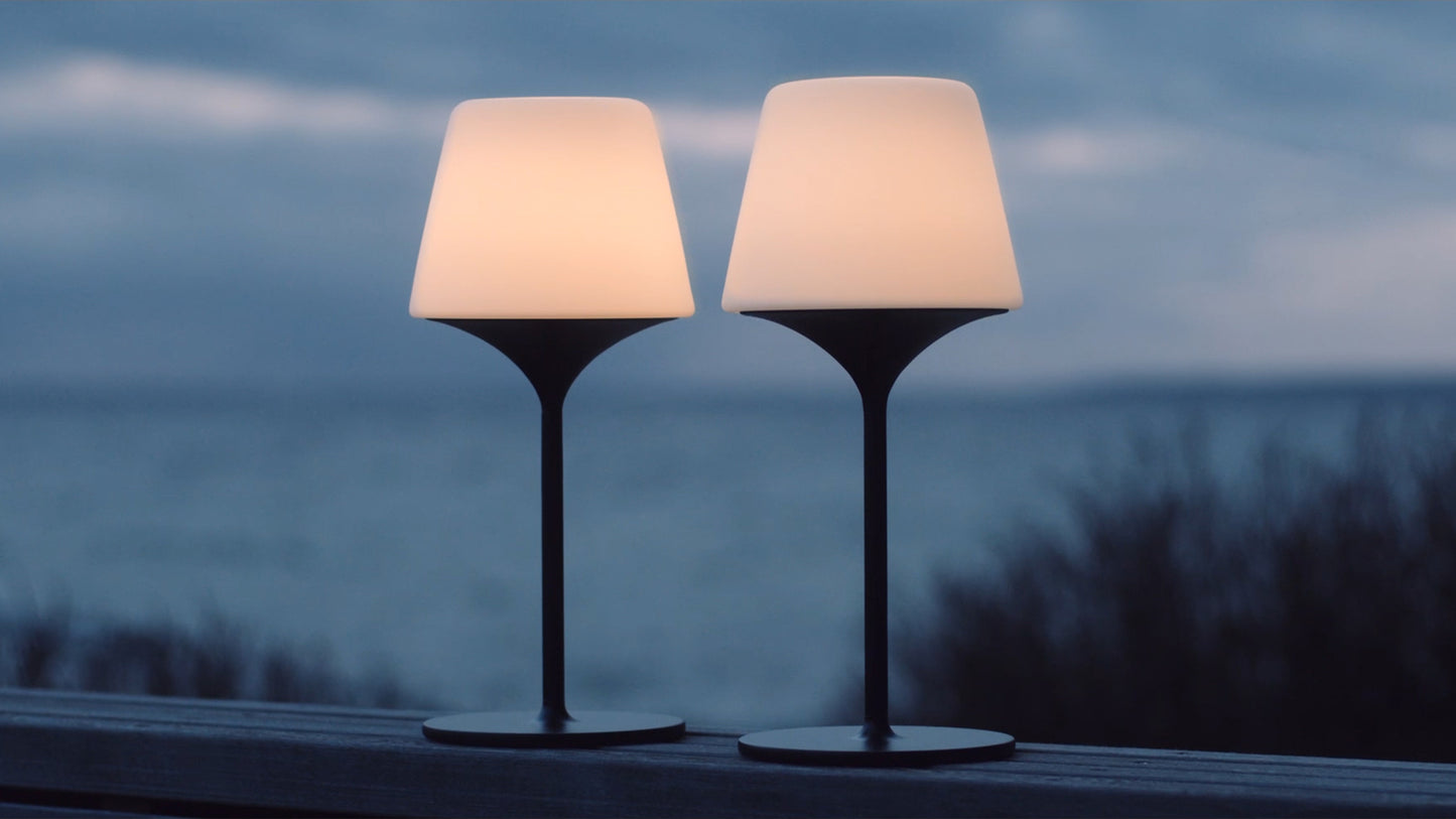 Ambience - Lamp Intelligent & Aalborg base - Innendørs/utendørs lampe med fot i glass og stål