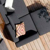 Cobana Lounge Sofa hjørnemodul i svart med aluminiumsramme og tekstil, utendørs bruk.