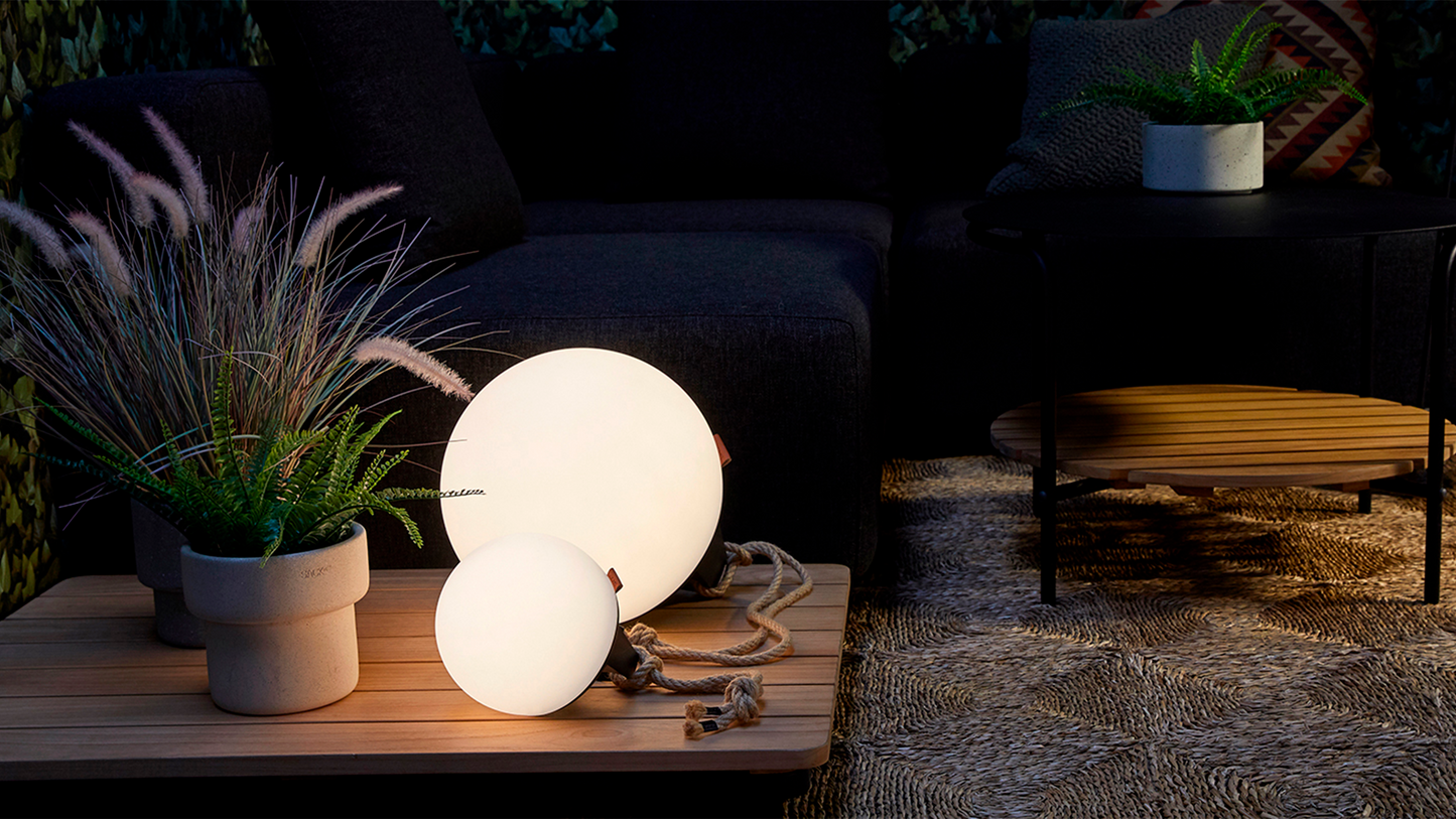 Light 150 - Utendørs / innendørs batteridrevet lampe - Ø17 cm