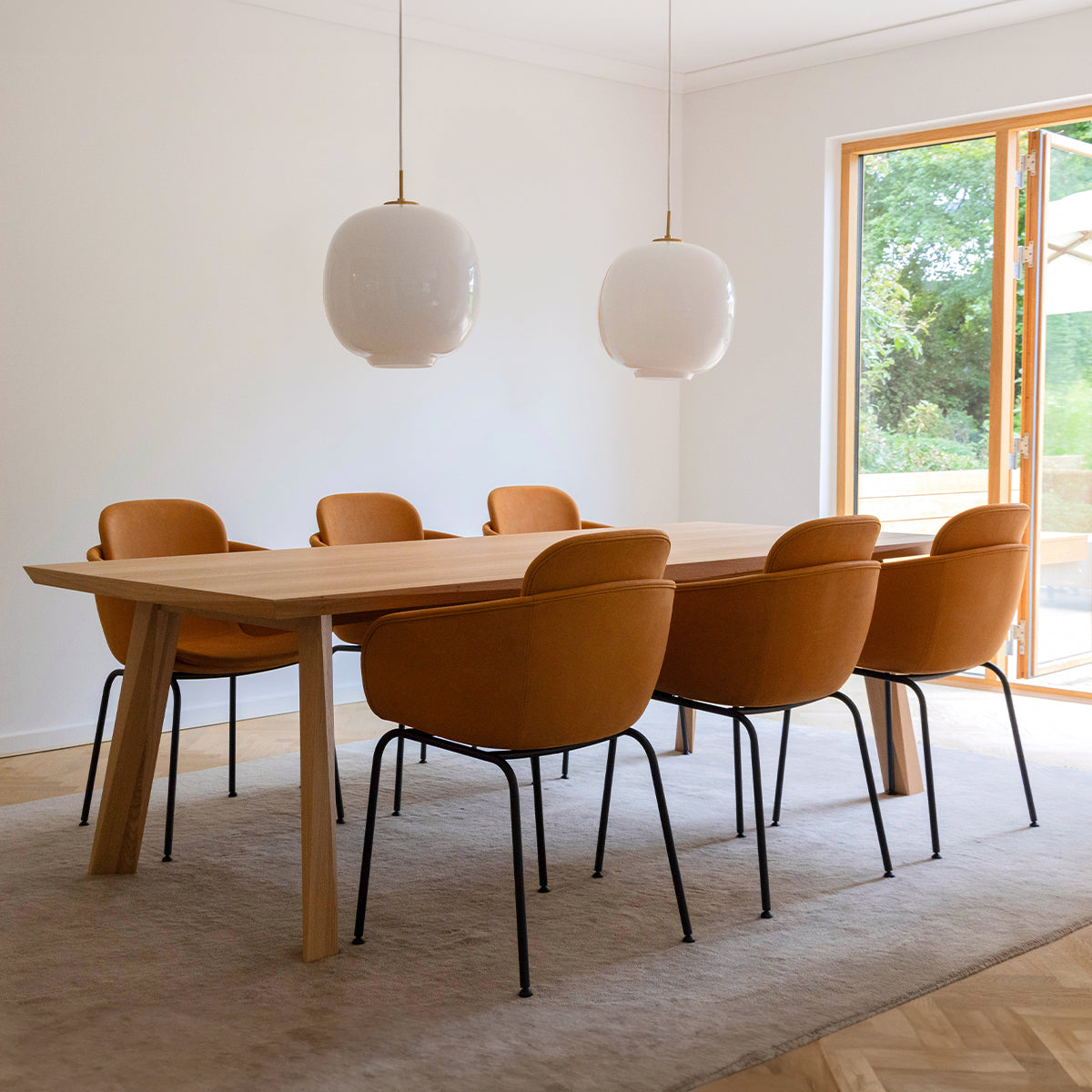 Dining Lookbook - Inspirasjon til spisebord og -stoler i hverdagen | SACKit