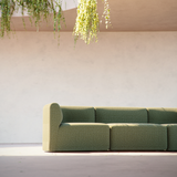Fjord Sofa hjørneseksjon venstre i myk Cosmo Olive tekstil med skandinavisk design.