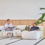 Soft Sofa Indoor modulsofa i beige corduroy tekstil med myke puter og moderne design.