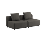 Grønn Cobana Lounge Sofa med armlener og puff i utendørs modulbasert design.
