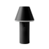 Sort trådløs bordlampe fra sackit med konisk skjerm og sylinderformet sokkel for innendørs og utendørs bruk i stilrent nordisk design