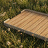 Taupefarget firkantet Patio Pouf Tray i teak med aluminiumsramme, utendørs serveringsbrett.