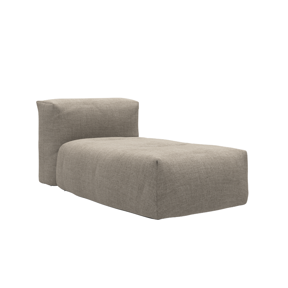 Soft Sofa Outdoor Lounger i Kirra Sand farge, utendørs sofa med myke puter og lav rygg.
