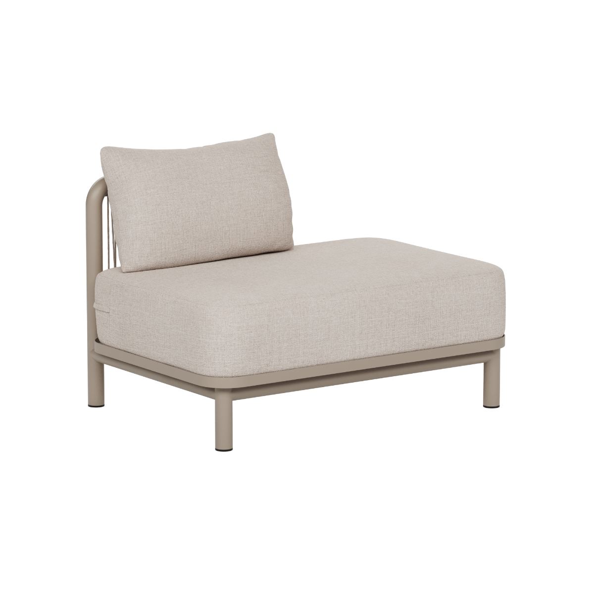 Beige utendørs loungemodul fra sackit med åpen ende til venstre myke puter og slitesterk ramme i et tidløst nordisk design