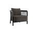 Kirra Lounge Chair i Kirra Sand med pulverlakkert aluminiumsramme og olefin-tekstildeksel.