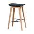 Nordic barstol i 73 cm høyde med Terra Black lær og eiketre med fotstøtte i svart stål