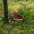 Chair no. One S2 spisestol med pulverlakkert stålramme og Luna Sandstone farget lærsete.