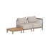 Modulær utendørs loungesofa for to med beige puter og matchende trebord fra sackit for moderne og klassiske uterom