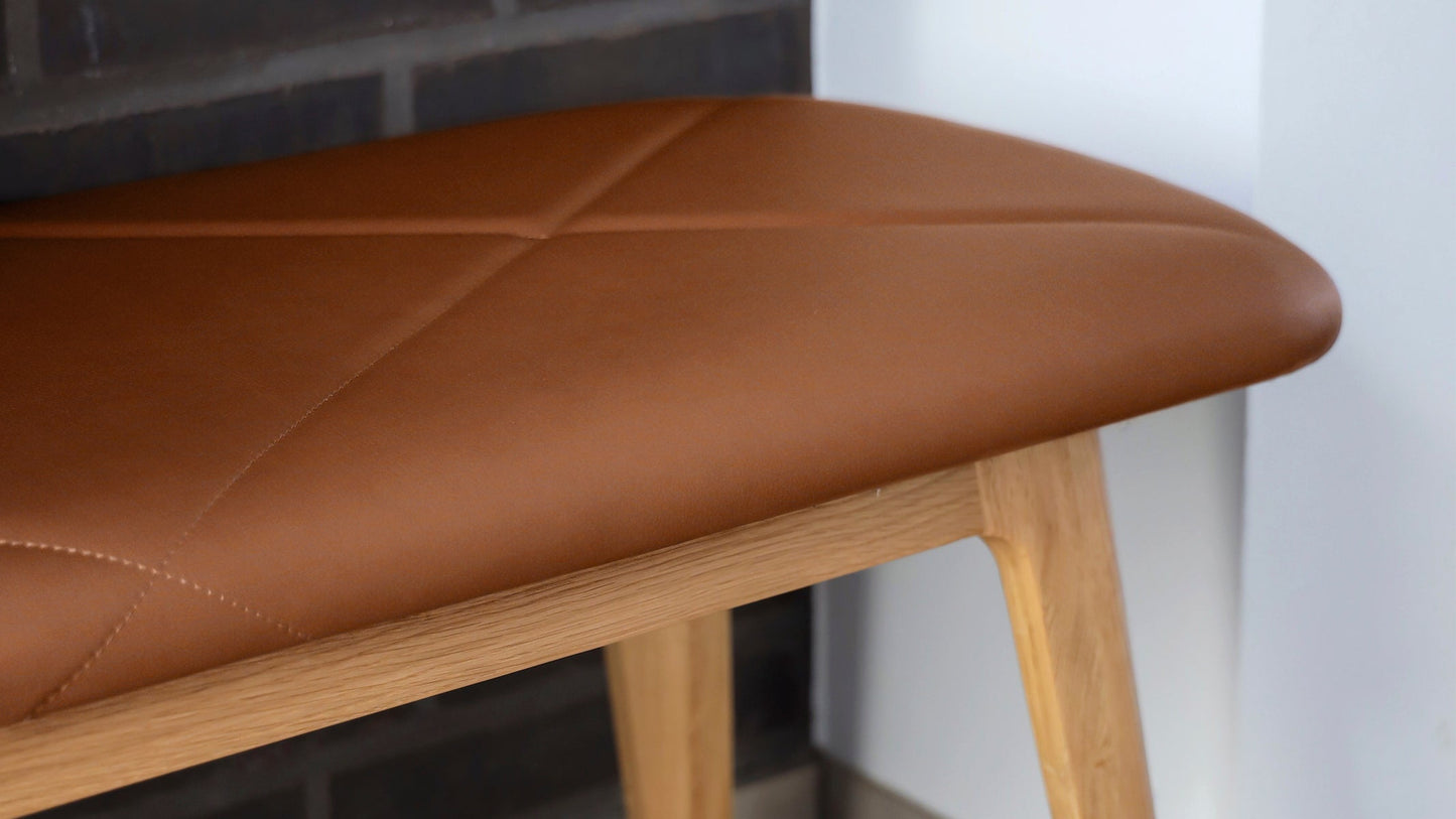 Nordic Bench - Oak - Benk i nydelig dansk design