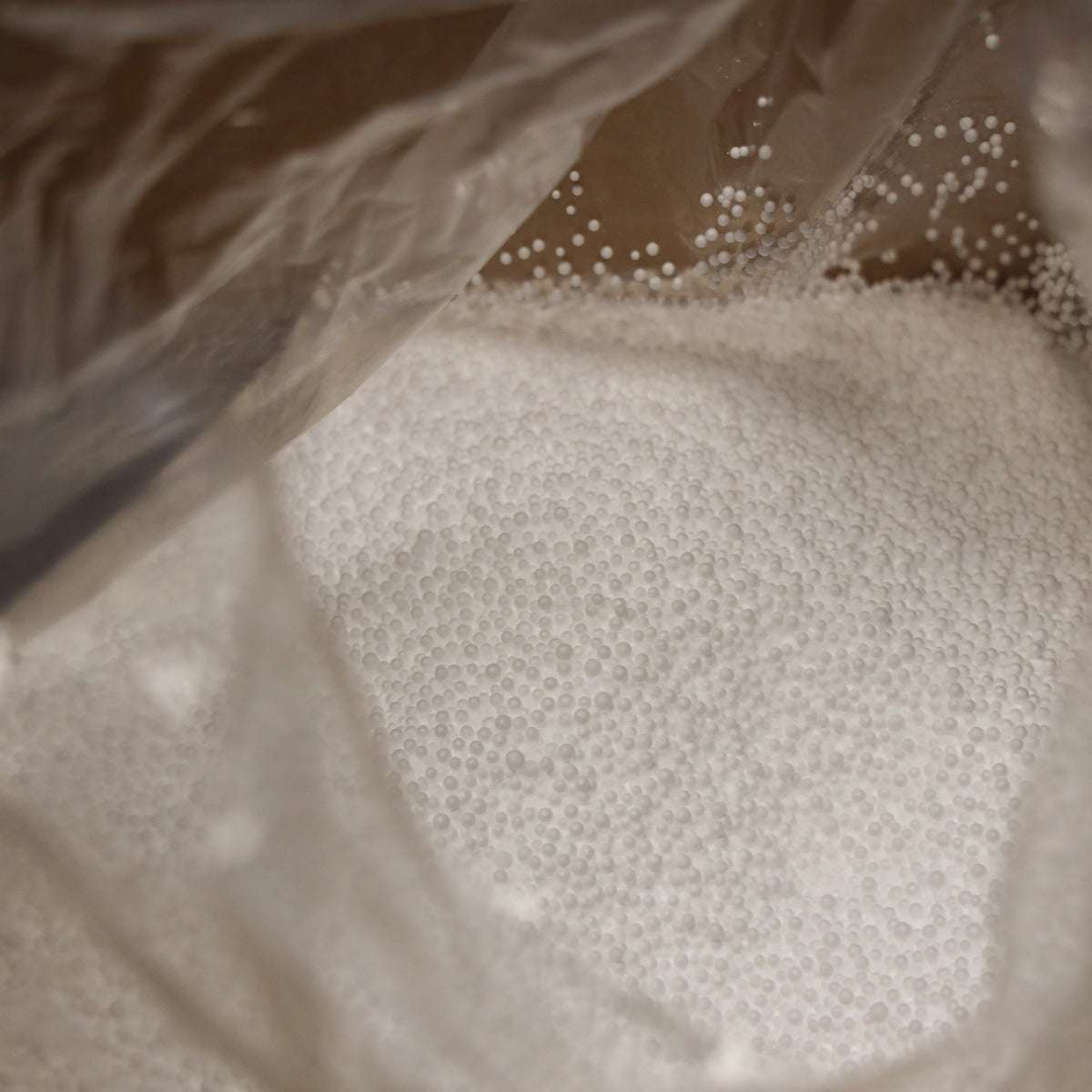 Hvite EPS-kuler for påfyll til sekkestol, 100 liter eske.