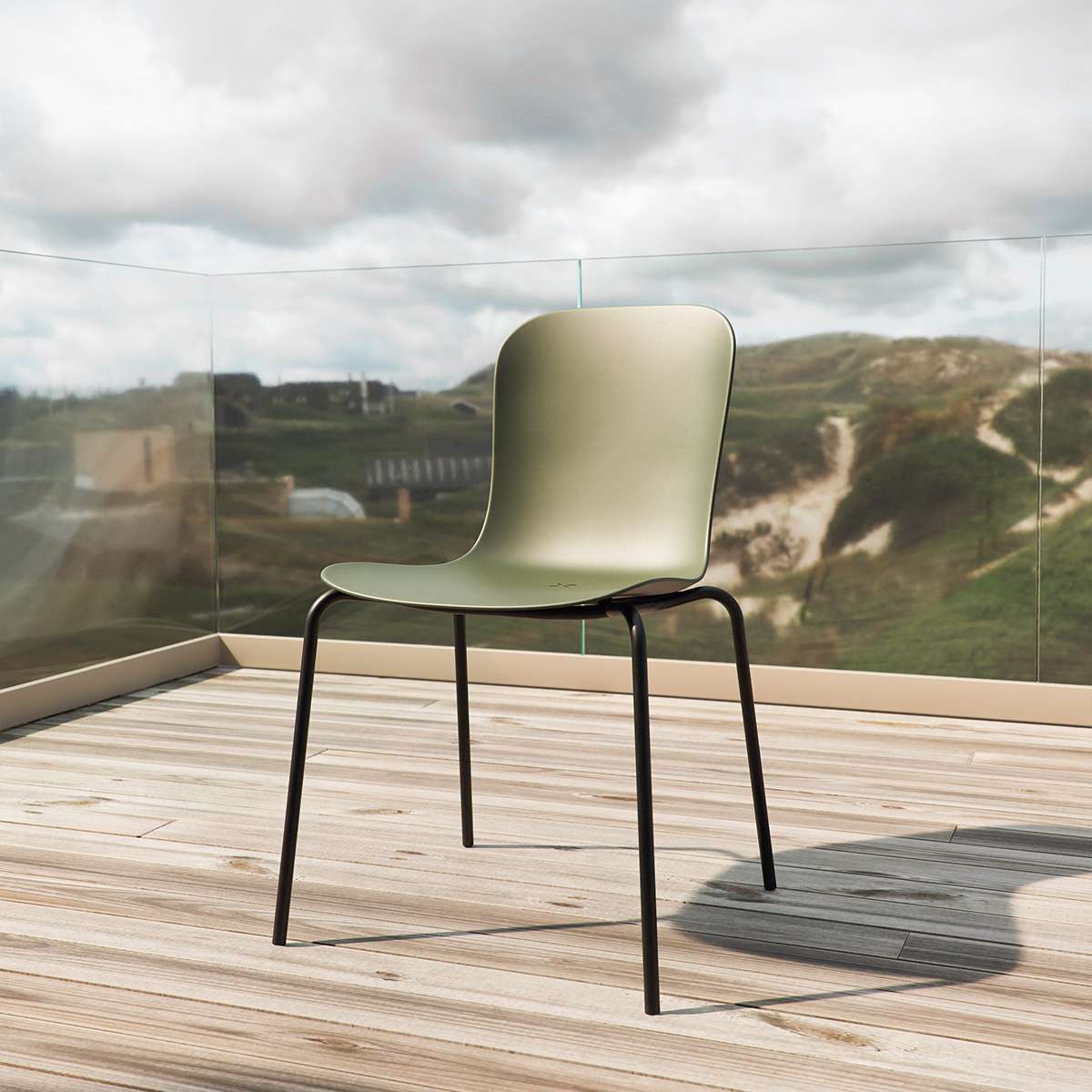 Patio Chair no. One S1 i olivengrønt resirkulert plastskall med svart pulverlakkert stålstel, utendørs stol.