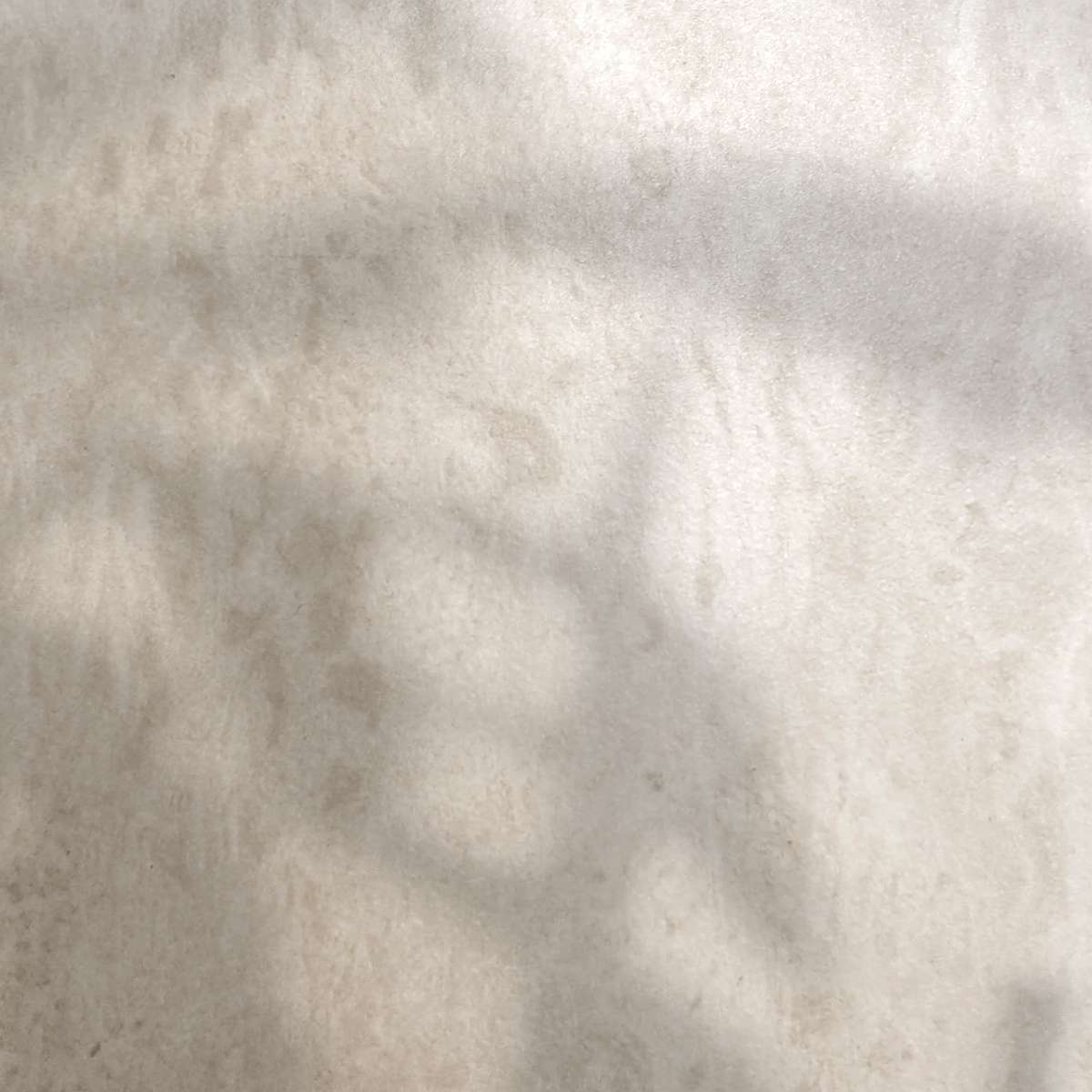 Utendørs spisebord Kirra 210x90 cm med taupe keramisk bordplate og pulverlakkert aluminiumsramme