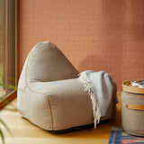SACKit Chair & Pouf Indoor i myk Teddy Brown tekstil, loungemøbel med pute og puf i skandinavisk design.