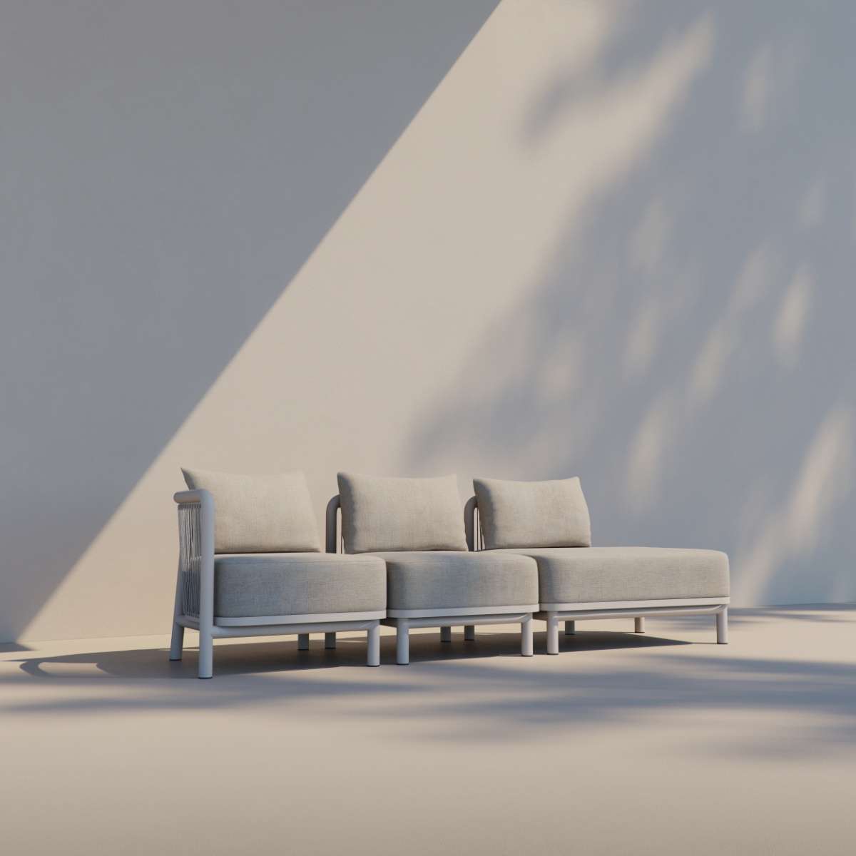 Kirra Lounge Sofa 3-seter med åpen ende i Kirra Sand, modulær utendørs sofa med aluminiumsramme og olefin-tekstiler.