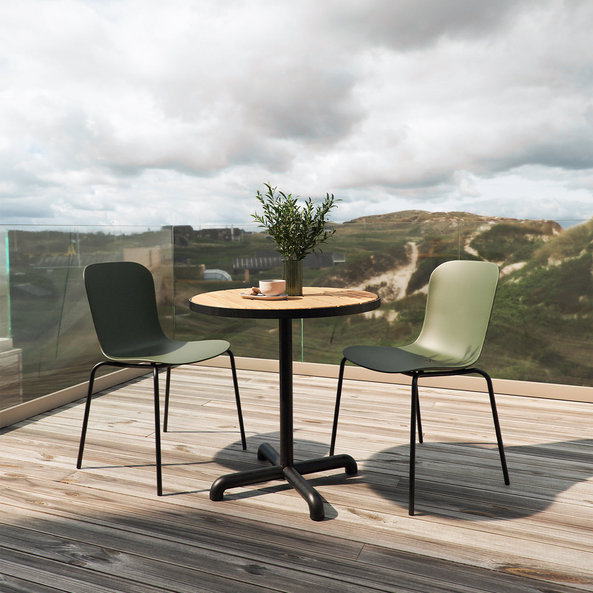 Kirra Cafe Table Noir & 2 Patio Chair No. One - SACKit Hagecafesett