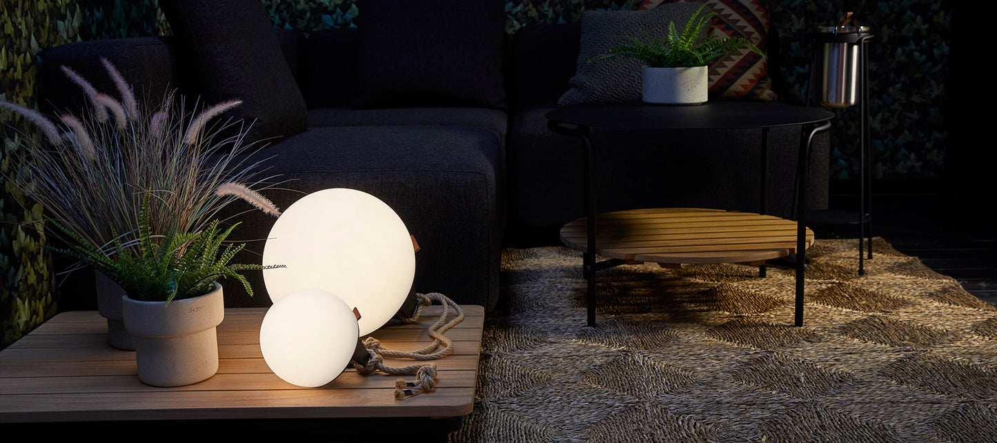 Light 250 - Utendørs / innendørs batteridrevet lampe - Ø30 cm