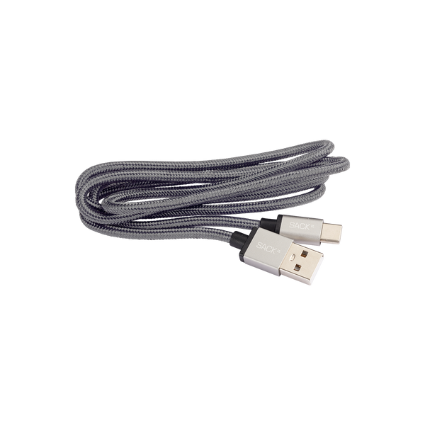 Grå USB-C ladekabel med stoffledning, 1 meter lang, lagt ut på hvit bakgrunn.