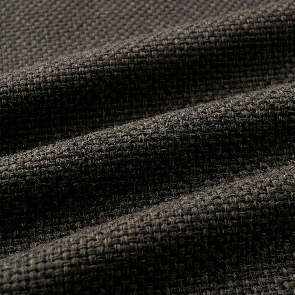 Soft Sofa Outdoor 4-seters hjørnesofa i svart Kirra Noir stoff, myk og uten ramme.