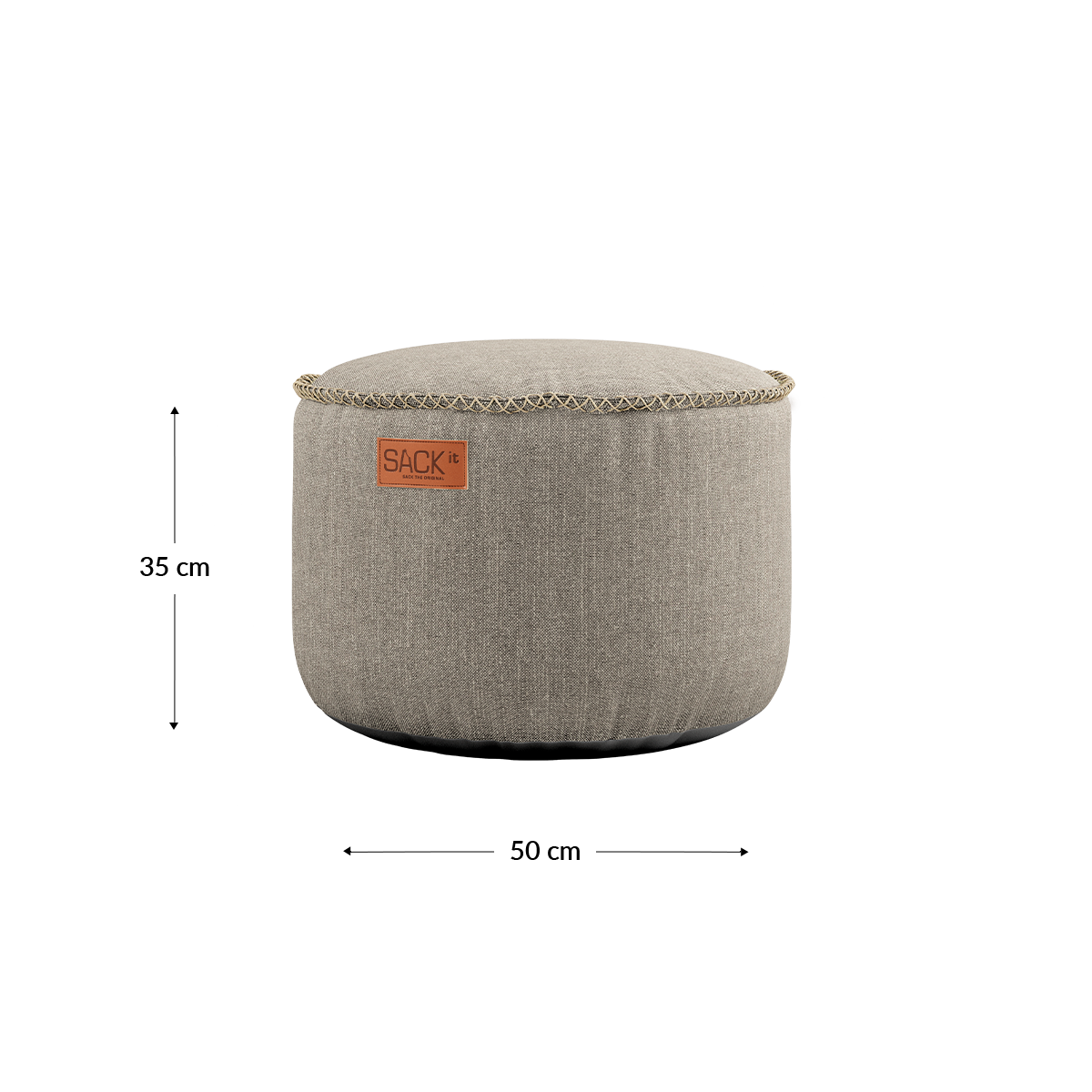 Rund Cobana Pouf i grått Cobana-stoff med håndsydde sømmer, brukt som puff eller fotskammel.