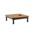 Kirra Side Table i svart med pulverlakkert aluminiumsramme og teak bordplate, utendørs sofabord.