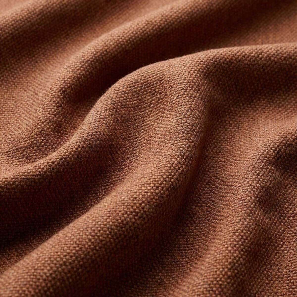 Fjord Sofa hjørnesofa med åpen ende i mykt, beige Cosmo stoff med skandinavisk design.