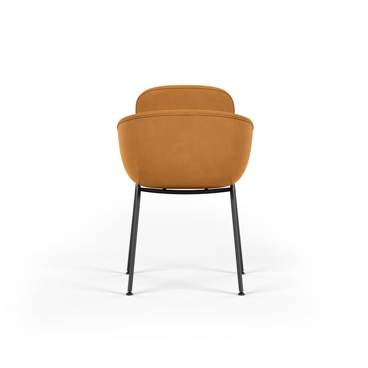 Chair no. One S2 spisestol i Luna Sandstone med pulverlakkert stålramme og lærsete.