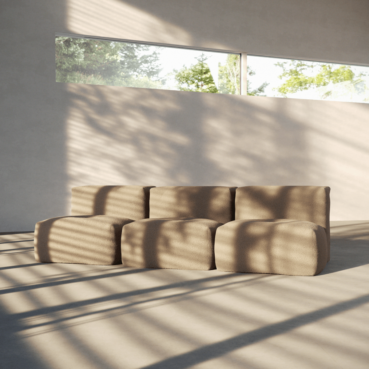 Soft Sofa Indoor 3-seter i Teddy Beige stoff med myk, modulær design og lav rygg.