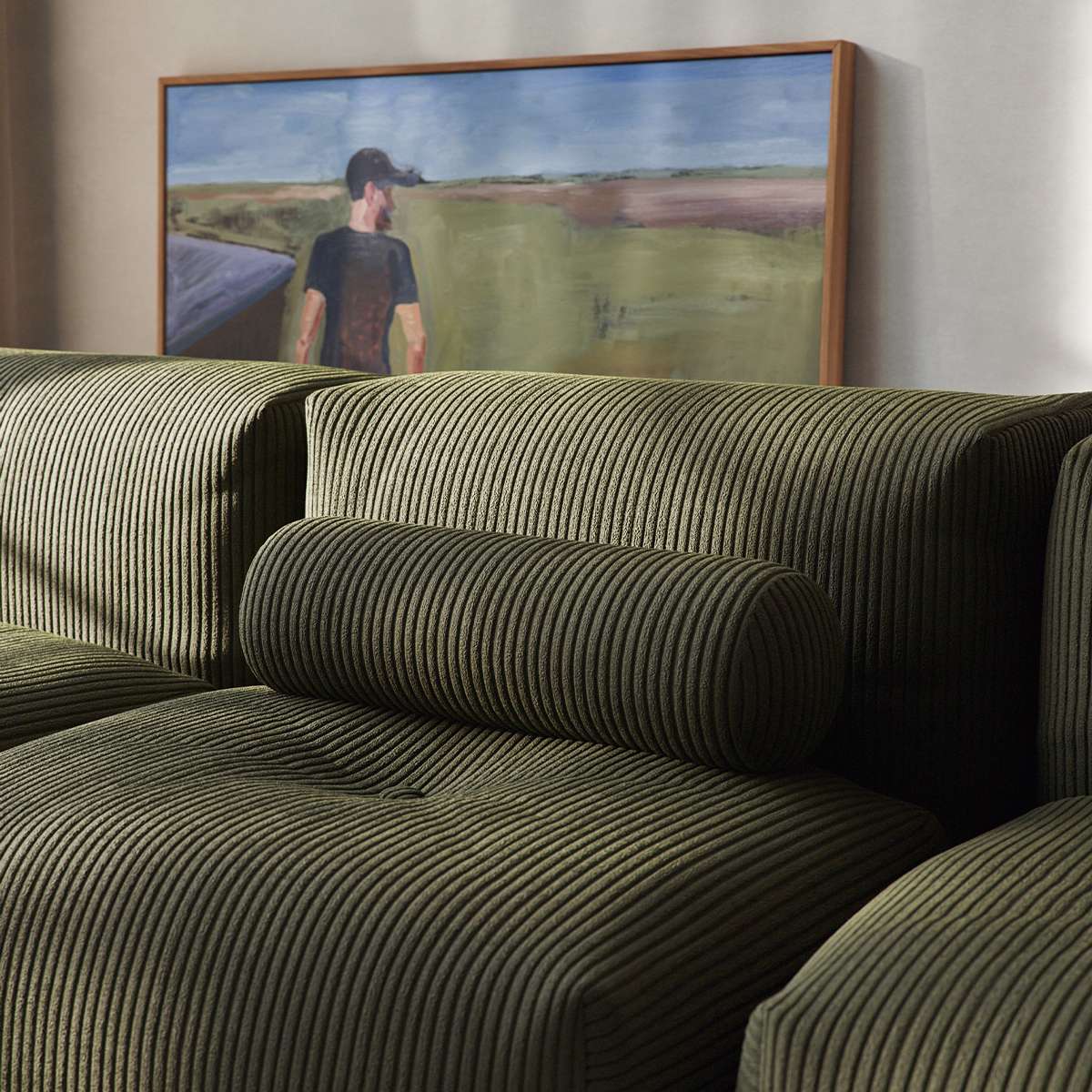 Soft Sofa Indoor 3-seter i Corduroy Rose med myke puter og modulær design.